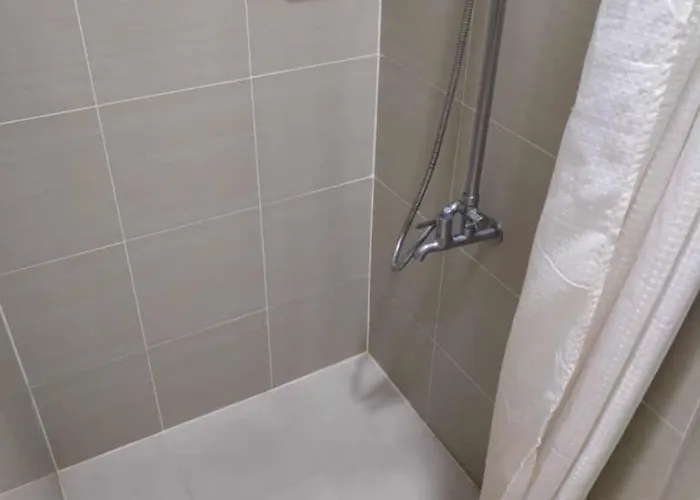 Shore Tower Iii Apartment Manila